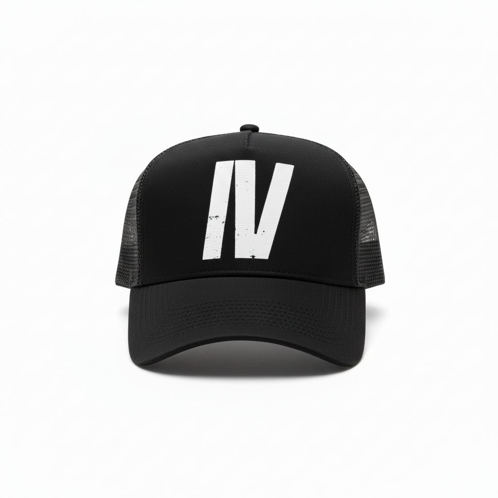 IronVision helsvart trucker cap med vit bakgrund